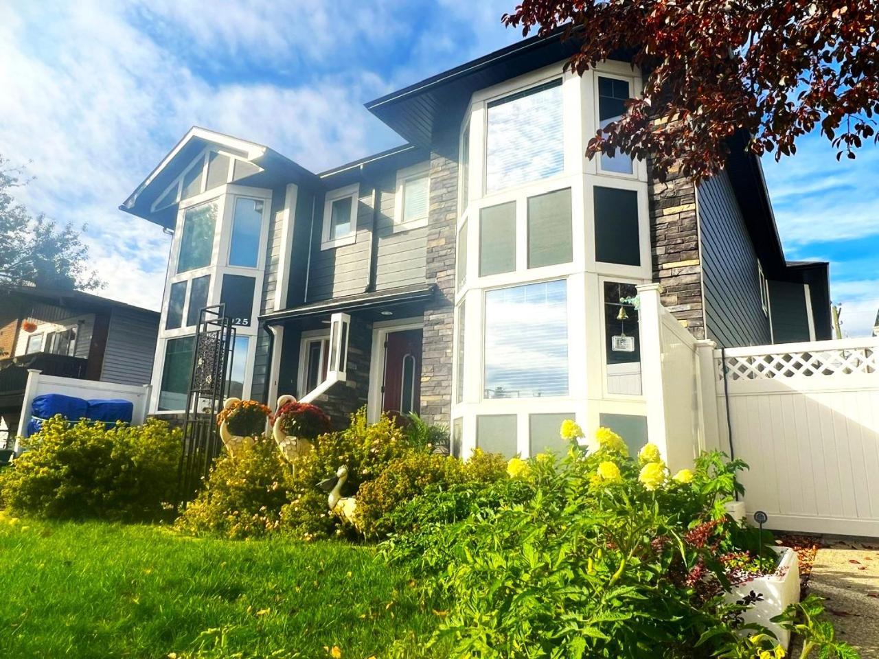 Lovely Comfy Home Private Bath In Central Calgary Zewnętrze zdjęcie